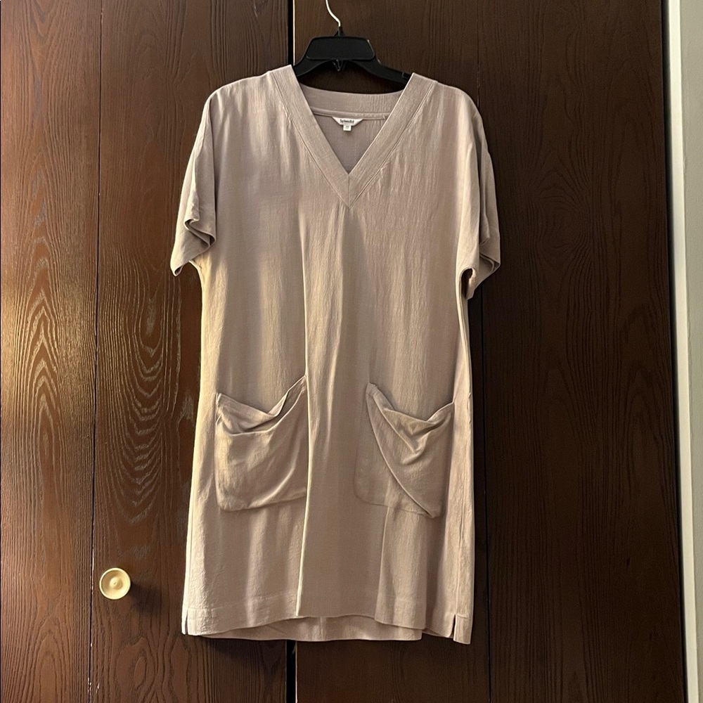 Splendid short sleeved linen blend dress. Size XS.